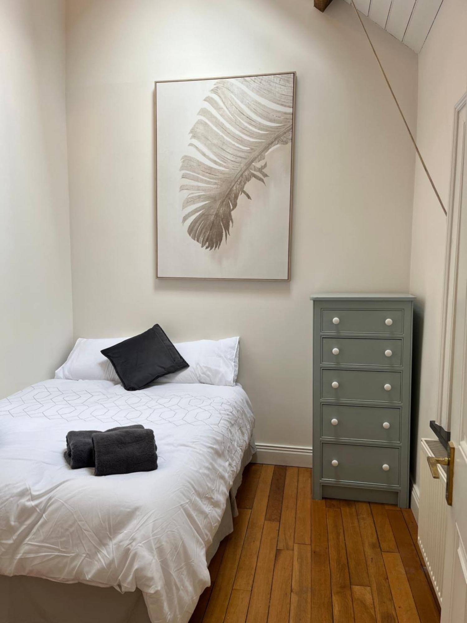 Marguerita Villas Apartment Cork Exteriör bild